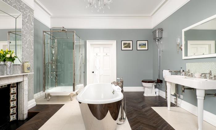 Berrington Davies Ensuite
